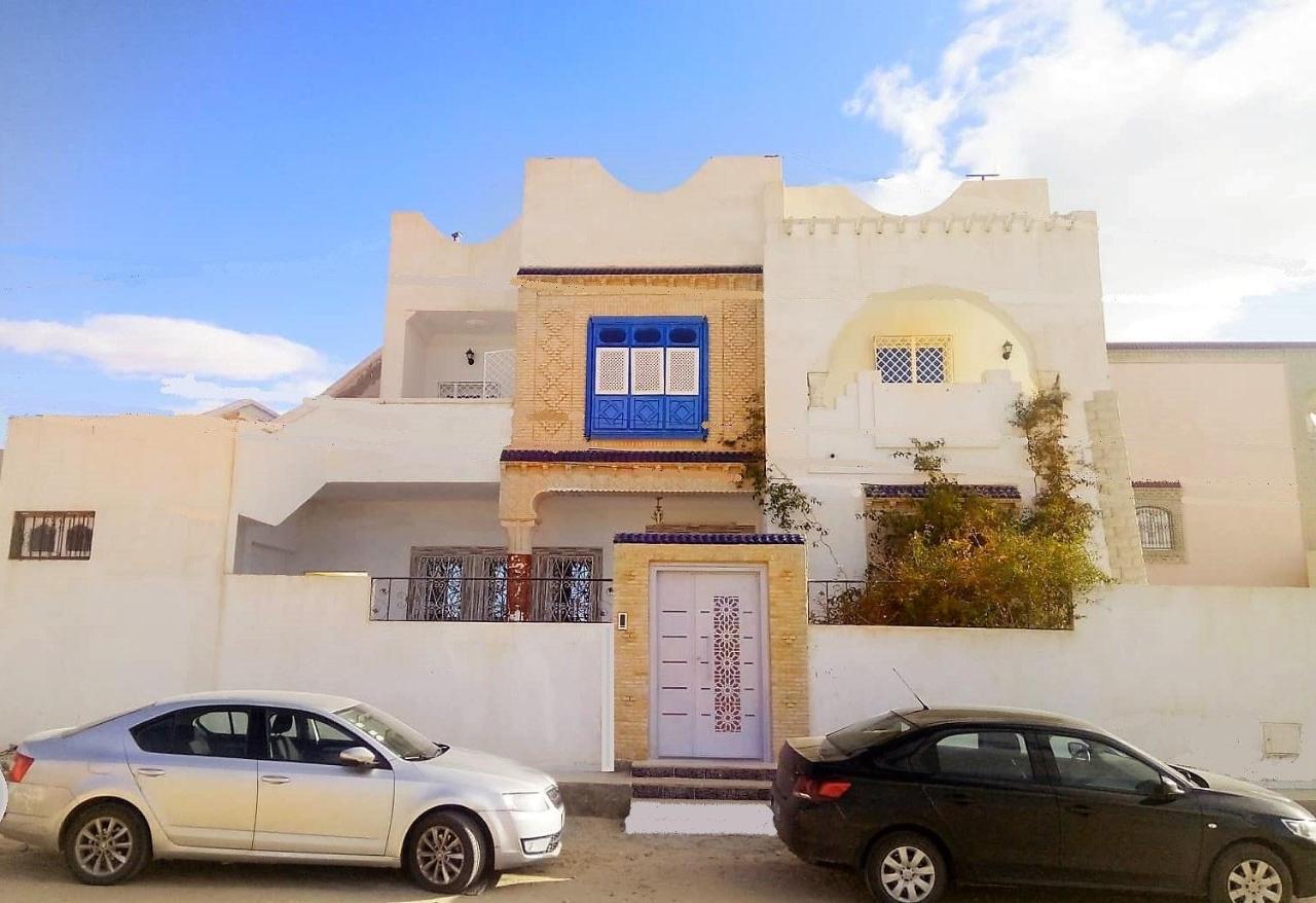 Dar Ezzahra Villa Tozeur Bagian luar foto