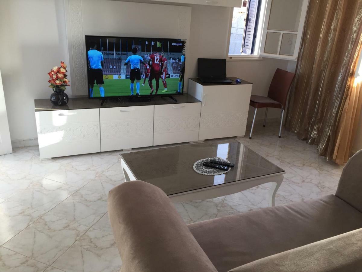 Dar Ezzahra Villa Tozeur Bagian luar foto